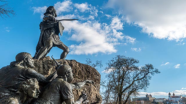 Viseu - Estátua Viriato