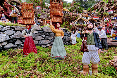 Mercadinho de Natal e Aldeia Etnografica - Funchal