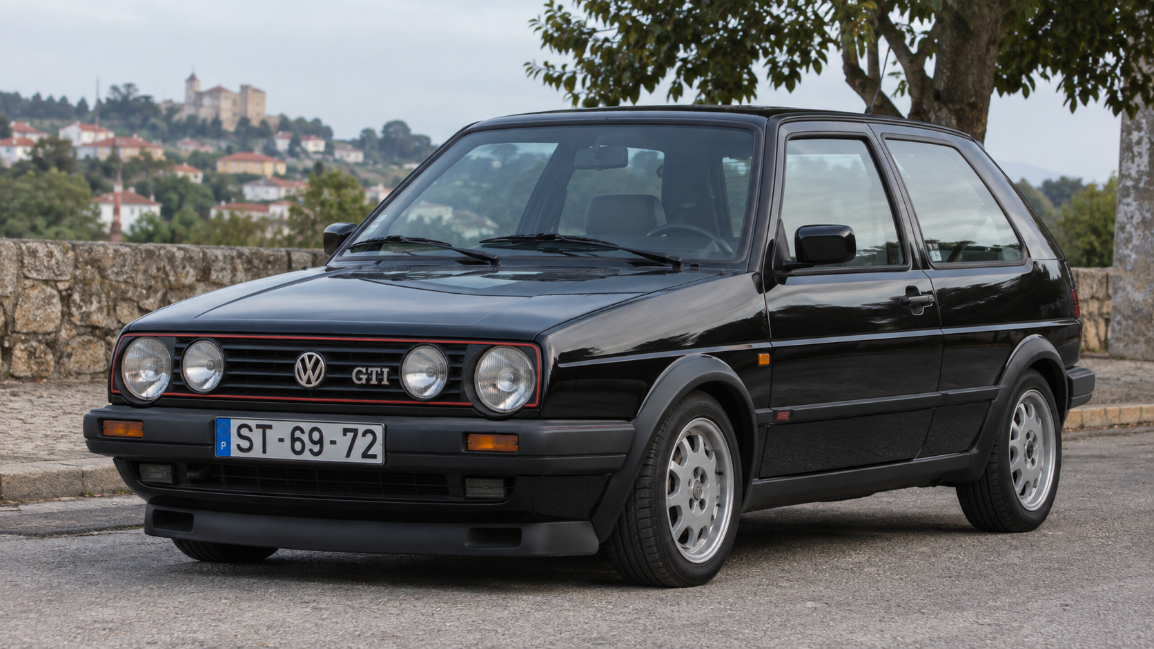 Volkswagen Golf GTI