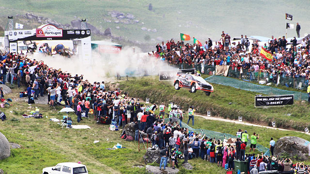 Salto de Fafe do Vodafone Rally de Portugal ganha FIA Action of the Year Award 2017