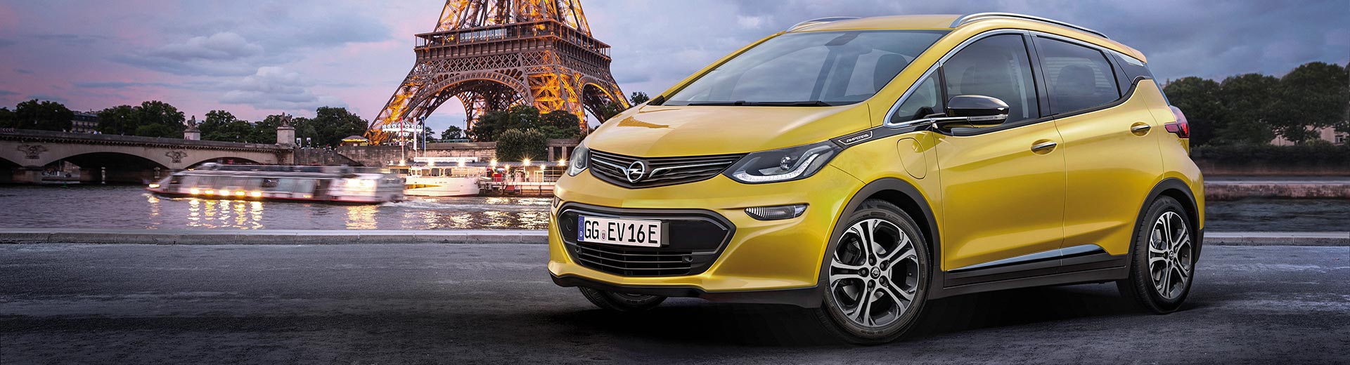 Opel Ampera-e em estreia mundial no Salão de Paris