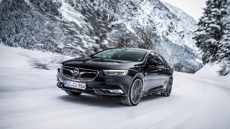 Opel Insignia_800