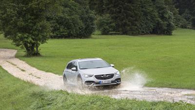 Opel Insignia_Country_Tourer