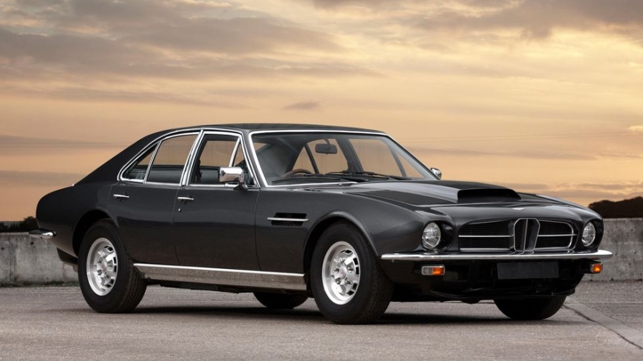 Aston-Martin-Lagonda-900