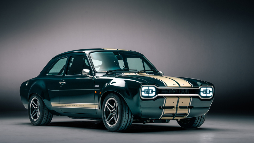 Escort-Capa