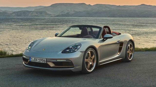 Porsche-Boxster-25-Years-640